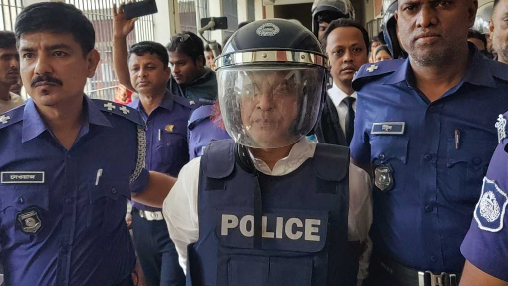 বৈষম্যবিরোধী আন্দোলনে গুলিবর্ষণের মামলায় অভিনেতা সিদ্দিকের ১০ দিনের রিমান্ড আবেদন 4 img