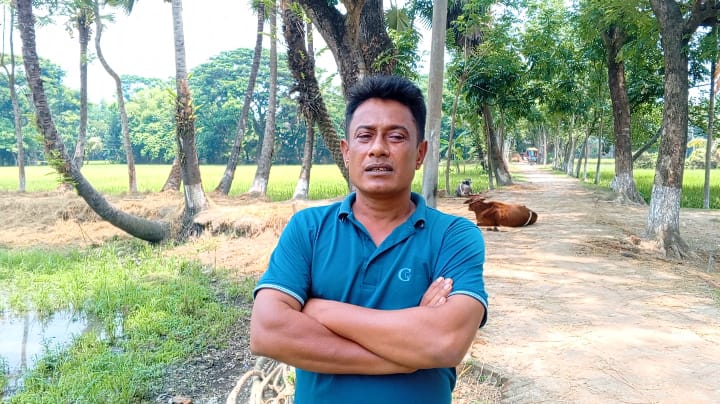 গফরগাঁওয়ে ফিসারী খননে ঝুঁকিতে বাড়ি-রাস্তা, ভোগান্তিতে খিলগাঁওয়ের মানুষ 6 img