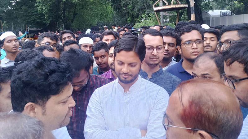 জগন্নাথ বিশ্ববিদ্যালয়ের শিক্ষার্থীদের আন্দোলনে সরকারের নতিস্বীকার, দাবি মেনে নেওয়ার ঘোষণা 4 img