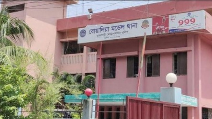 রাজশাহী গণঅভ্যুত্থানে হামলার ঘটনায় অধ্যাপক আনন্দ কুমার সাহা ও ৭৪৮ নেতাকর্মীর বিরুদ্ধে মামলা 4 i,mg