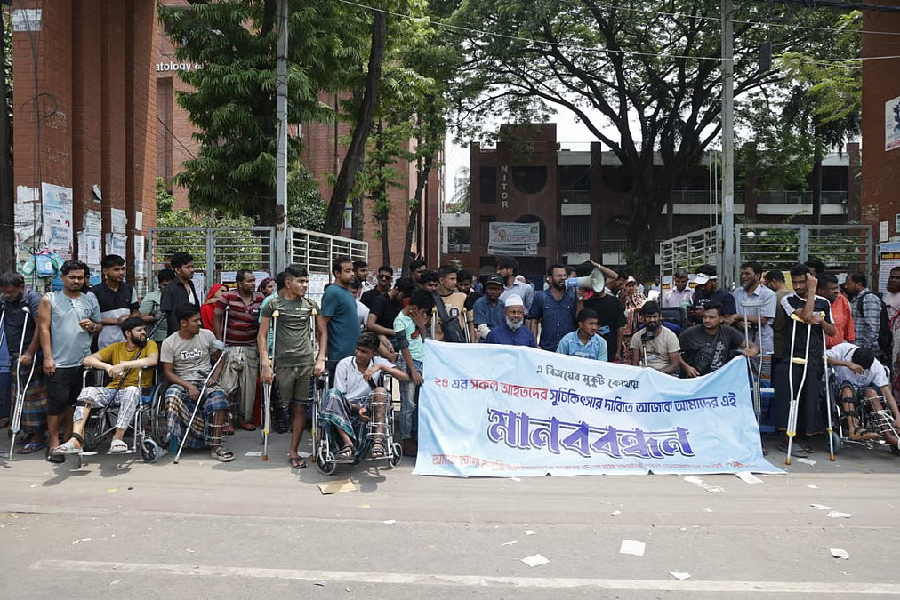 জুলাই অভ্যুত্থানে আহত তরুণদের মানসিক স্বাস্থ্য সংকট: বিষণ্নতায় আক্রান্ত ৮২.৫%, পিটিএসডিতে ৬৪.১% 4 img