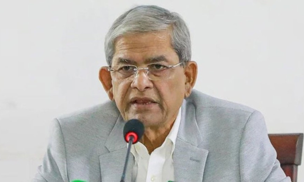 ঈদুল আজহার নামাজ শেষে জিয়াউর রহমানের মাজারে বিএনপি নেতাদের শ্রদ্ধা ও নির্বাচনের সময় নিয়ে ফখরুলের মন্তব্য 4 pic