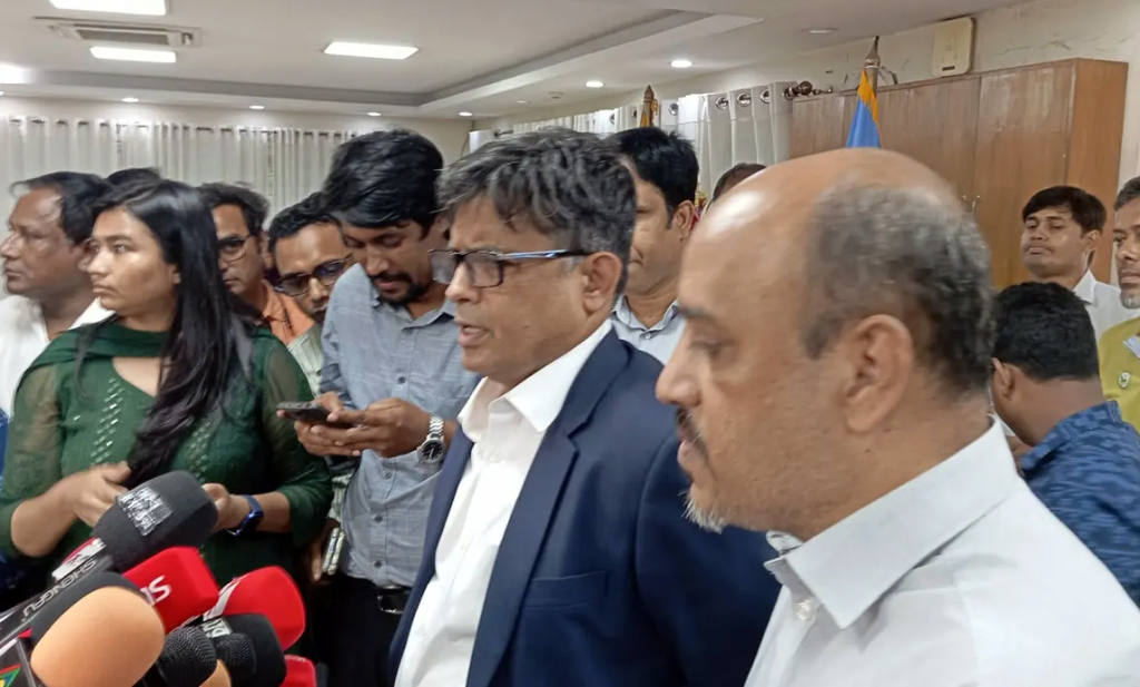 নির্বাচন ঘিরে দেড় লাখ পুলিশকে প্রশিক্ষণ, ৬০ হাজার সেনা মোতায়েন হবে 4 img