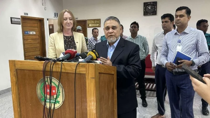‘সুন্দর’ নির্বাচন দেখে সাফাই দেওয়া পর্যবেক্ষকরা এবার আর আসতে পারবে না: সিইসি নাসির উদ্দিন 4 img