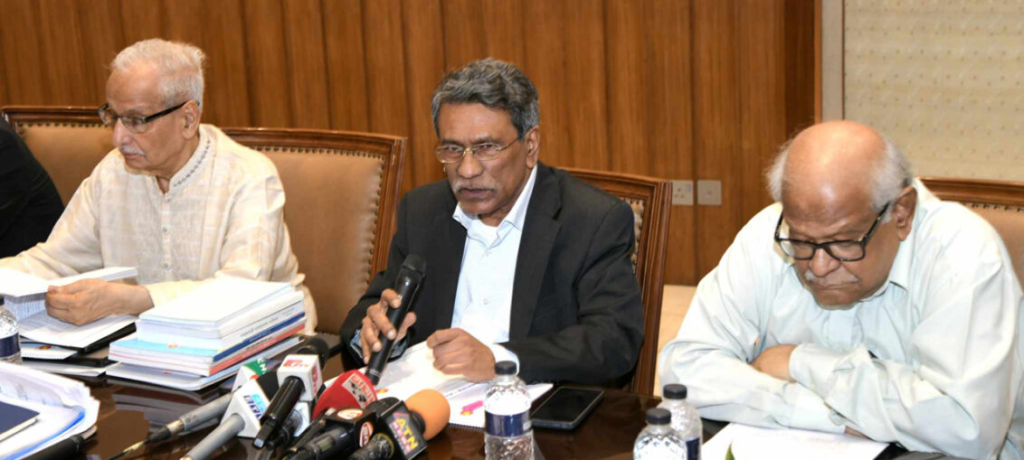 ৩০ জুলাইয়ের মধ্যে জাতীয় সনদ চূড়ান্ত করতে চায় ঐকমত্য কমিশন: অধ্যাপক আলী রীয়াজ 4 img