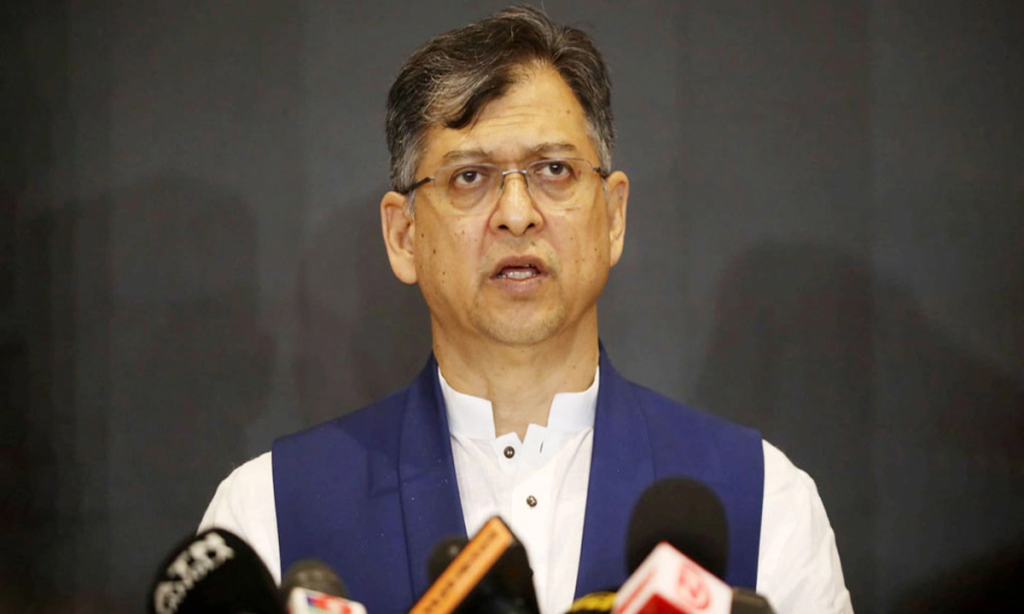 জাতিকে বিভক্ত করা যাবে না: সালাহউদ্দিন আহমদ 4 img