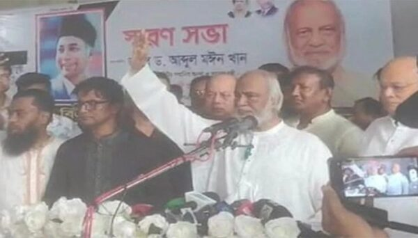 শান্তি ও ধৈর্যের রাজনীতি প্রতিষ্ঠার আহ্বান মঈন খানের 4 img