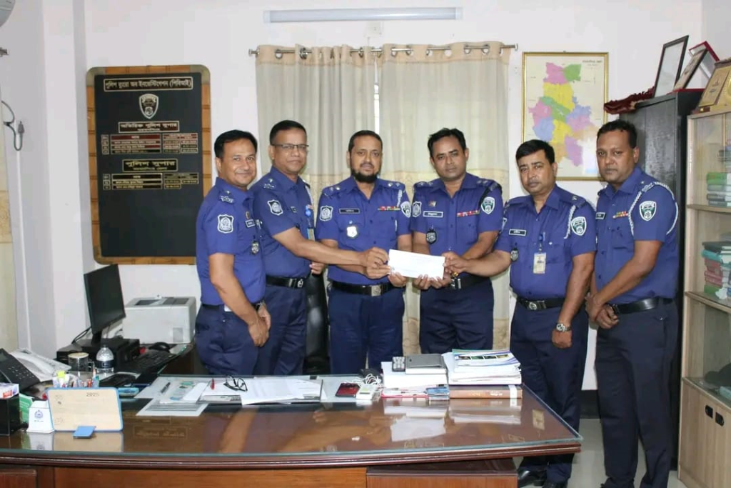 এসআই(নিঃ) মোহাম্মদ বিল্লাল মিয়া পিবিআই চিফ কর্তৃক আর্থিকভাবে পুরস্কার পেলেন 4 img