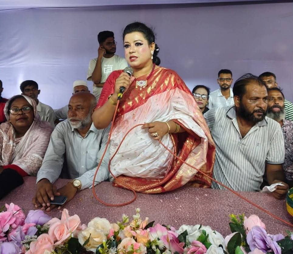 বগুড়ায় দুর্গাপূজা উপলক্ষে ১৮নং ওয়ার্ড বিএনপির শুভেচ্ছা বিনিময় 4 Img