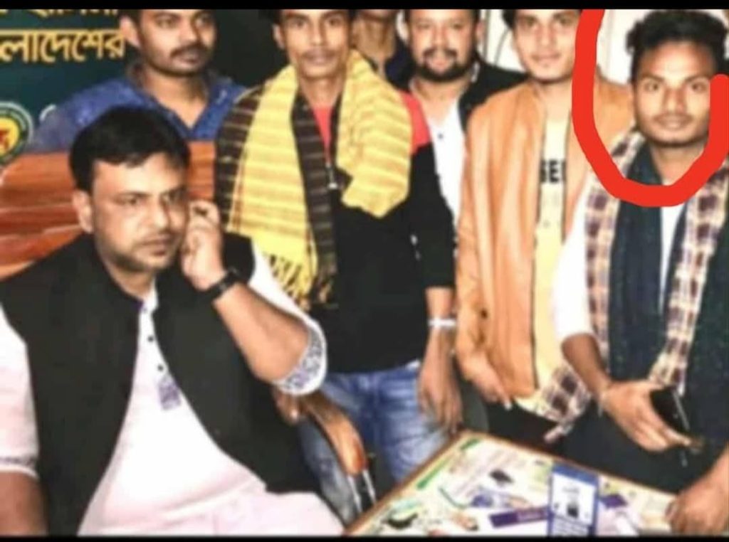 গফরগাঁও শিবগঞ্জ বাজার থেকে ইয়াবাসহ রায়হান নামে এক যুবক গ্রেফতার 4 img