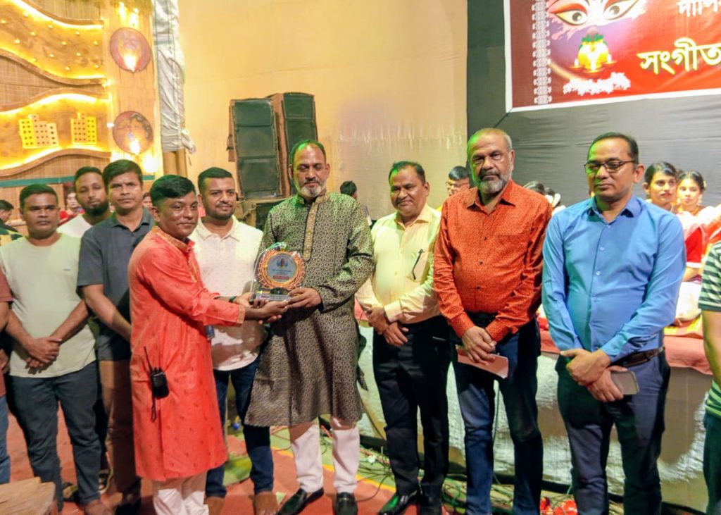 উত্তর পতেঙ্গায় শারদীয়া দূর্গাৎসোবের মহোষ্টমীতে কুমারী পূজা উদ্ধোধন: অশুর বদে জাতীয়তাবাদী শক্তি ঐক্যবদ্ধ 4 Img