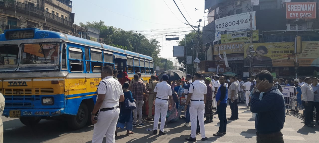 প্রাণিসম্পদ বিকাশ কর্মীরা, কালীঘাট অভিযান করতে গিয়ে গ্রেফতার। 4 pic