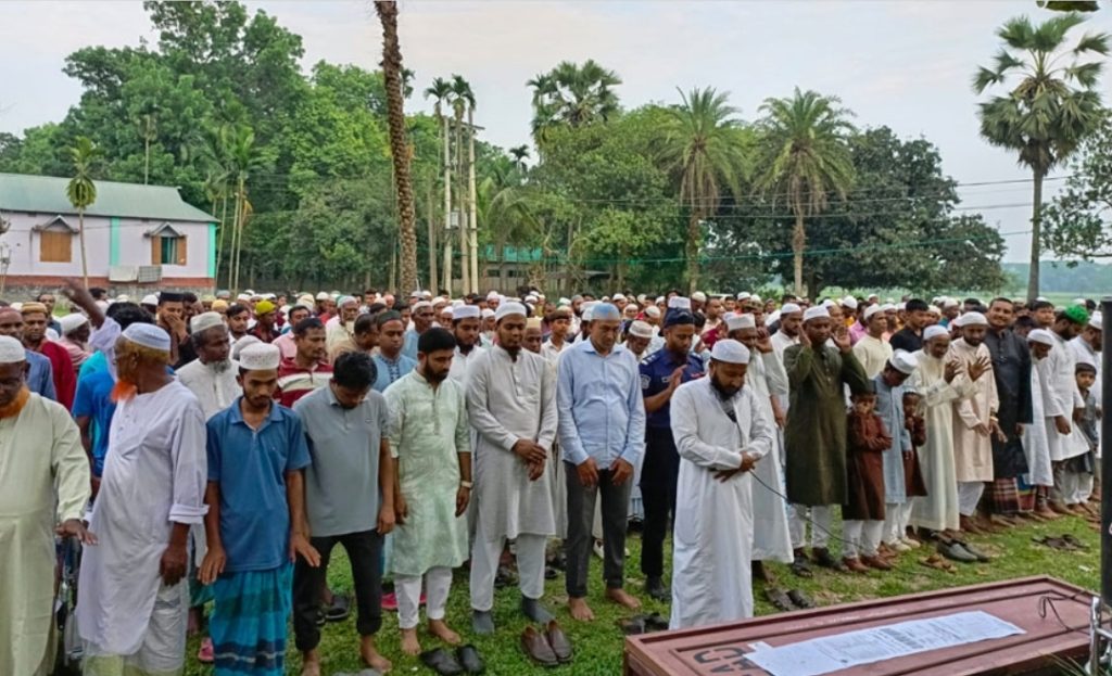 সৌদি আরবে মিসাইল হামলায় নিহত মামুনের গফরগাঁওয়ে দাফন সম্পন্ন 4 1000015611